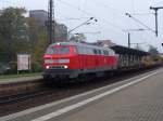 218 272-3 mit Gleisbauzug auf Durchfahrt in Peine am 05.11.2008