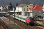 218 430 verlsst mit RE 353 nach Prag am 07.04.2009 den Bahnhof Schwandorf.