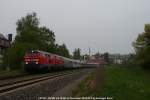 Widerum war der farbige Nachtzug ein Foto-Ziel..
Im Nieselregen rollt EN 464 mit 218 440 und 218 404 durch Oberreitnau dem Bodensee entgegen..
28.04.09