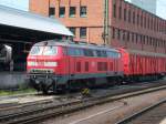 218 408 steht in Koblenz Hbf (Mai 2009)