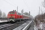 218 448 mit einem RE nach Bad harzburg kurz vor Sarstedt am 13.2.2010.