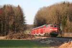 218 496-8 zieht einen IRE auf der Sdbahn, Brugg, 23.03.10