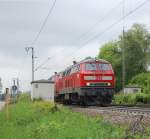 Eine der am besten gepflegten Ulmer 218er ist die ehemalige Lbecker 218 431-5, welche ich am 21.5.2010 kurz hinter dem Bahnhof Gppingen mit dem IC 2013  Allgu  am Haken aufnehmen konnte. Erfreulich ist auch, dass sie noch nicht im Besitz von Alufensterrahmen ist.