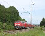 Als ich am 9.7.2010 auf der Filsbahn eine 218 mit gelbem Dreieck im Bahnrumer erblickte, hoffte ich sofort auf die einzige mir noch fehlende Ulmer 218, namentlich jene mit der Ordnungsnummer 406.