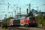 218 423 mit RE nach Mhldorf am 01.08.2010 bei der Durchfahrt durch Mnchen Heimeranplatz.