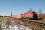 218428 schiebt am 27.11.10 die RB nach Mnchen in Riem