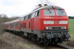Die mit LED Scheinwerfern ausgerstete 218 412-5 erreicht Ehr mit der RB Hunsrckbahn von Boppard Hbf nach Emmelshausen am 30.03.2011