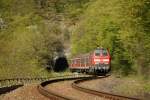 Die 218 412-5 zog am 10.04.2011 ihre RB von Boppard Hbf nach Boppard Buchholz.