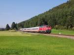 218 434-9 mit IC 2084  Nebelhorn  Hamburg Altona - Oberstdorf, am 22.08.2010 bei Altstdten(Allgu).