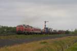 218 319-2 + 218 372-1 mit einem Sylt-Shuttle in Keitum am 31.07.2011