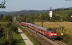 218 432-2 und 495-0 mit dem Lr 91651 (Freiburg Gbf-Freiburg (Brsg) Hbf)  bei Denzlingen 25.9.11