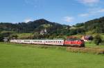 218 434 mit IC 2084 bei Blaichach (11.08.2011)