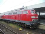 218 473 mit einem RE nach Bad Harzburg in Hannover HBF. 11.9.2012