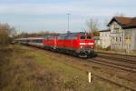 218 495 und 326 mit IC 119 in Aulendorf (09.11.2012)