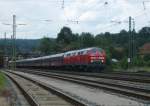 218 491 und eine weitere 218er ziehen einen Sonderzug von Rudolstadt nach Bayreuth am 28.