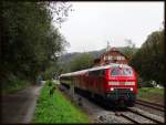 Am 15.9.13 verkehrten mehrere zusätliche Züge auf der KBS774. Einer davon war die 218 432 mit ihrer RegionalBahn von Sulz am Neckar nach Tübingen Hbf. 
Aufgenommen im Bahnhof Bieringen. 