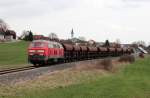 218 272 mit einem Schotterzug nach Amberg am 22.3.14 in Gebenbach