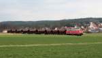 218 272 mit einem leeren Schotterzug nach Amberg am 22.3.14