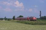 218 498 mit einer RB in Richtung München kurz vor erreichen des Bahnhofs Markt Schwaben. Aufgenommen am 19. Juli 2013