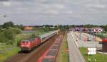 218 386-1 und 318 372-1 mit dem IC 2311 (Westerland(Sylt)-Stuttgart Hbf) bei Nieb+ll 29.5.14