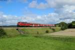 218 464-6 mit dem RE 22304 (Neustadt-Rottweil) bei Unadingen, 16.08.2014.