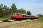 218 458 mit RE 57412 bei Kaufering (05.05.2014)