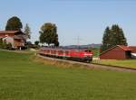 Die 218 492 mit einer RB nach Füssen am 09.10.2014 unterwegs bei Seeg.