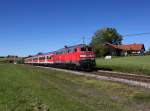 Die 218 492 mit einer RB nach Füssen am 09.10.2014 unterwegs bei Seeg.