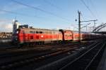 Hier 218 470-3 mit einem RE83 (RE21629) von Kiel Hbf. nach Lübeck Hbf., bei der Einfahrt am 23.2.2016 in Kiel Hbf. 