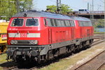 218 421-6 und 218 418-2 warten am 29.4.2016 in Lindau auf ihren nächten Einsatz im Allgäu 