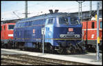 218473-7 mit König Ludwig Werbung am 11.5.2002 im BW München HBF.