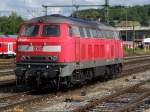 Die 218 409-1 war im Sommer 2007 im Bahnhof Ulm Hbf abgestellt.