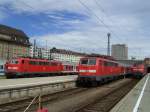 Die 111 042, die 111 034 und die 218 461 mit ihren Regionalzgen am 04.08.2008 in Mnchen Hbf.