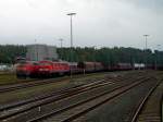 Die 232 544 mit einem Gterzug und die 218 192 am 21.09.2008 in Markt Redwitz. 