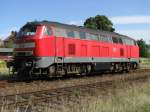 Diesellok BR 218 495-0 -DB AG- wartet im Bahnhof Grevesmhlen auf Lz nach Bad Kleinen.