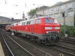 Am 15.10.2010 standen 218 344-0 und 218 341-6 auf einem Nebengleis im Hamburger HBF davor noch die E-Lok 101.