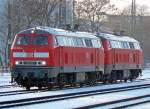 218 139-4 und 218 208-9 bei der Durchfahrt in Kln West am 30.12.2010