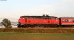 218 432-2 und 495-0 mit dem RE 10085 (Freiburg (Brsg) Hbf-Ulm Hbf) bei Hfingen 25.9.11.