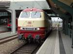 218 105-5 kurz vor dem Ankuppeln an den Sonderzug am 30.05.14 in Darmstadt Hbf