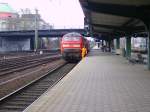 218 307-7 und 218 333-3 rollen zum IC nach Westerland (Sylt) 10.03.07