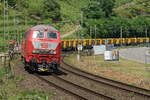 218 402 mit Baugedöns am 28.06.2024 in Oberwesel