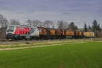 NeSA - Lok 92 80 1 218 256-6 mit einem Schleifzug am Abend des 15.3.26 im letzten Licht. Bin ganz zufrieden.
