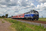 218 467 der VIS Halberstadt bespannte am 06.06.26 den RE17 von Magdeburg nach Bernburg, welcher ohne Zwischenhalte verkehrte. Hier schiebt Dirk seinen Wagenpark durch Edderitz Richtung Bernburg.