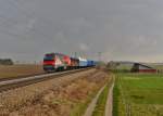 218 256 mit einem Trafowagen am 27.11.2015 bei Stephansposching.