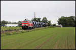 Am 25.05.2020 kam die 218451-3 der LWC mit einem Schotterzug von Gütersloh aus auf die Strecke der Teutoburger Wald Eisenbahn, um dort bei der Restauration der Strecke weiter Schienenbereiche ein