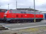 Die seit dem 19.12.2008 in Haltingen stationierte 218 326-7 steht als Ersatzlok in Freiburg bereit.