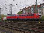 Die 110 210-2 und 218 838-1 standen am 08.05.2010 in Aachen Hbf abgestellt um danach nach Köln über Herzogenrath weiter zu fahren.