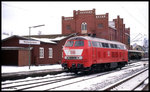 218132 setzte am 28.01.1996 um 15.30 Uhr vor dem schmucken Warburger Bahnhofsgebäude um.