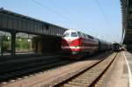 Die Berliner 119 158 mit ihren Sonderzug bei der Einfahrt in Zwickau(Sachs.)Hbf.Hier wurde der Zug an den Schwarzenberger Sonderzug nach Neuenmarkt-Wirsberg gekoppelt,wobei das  U-Boot  als Schublok