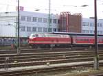Am 03.03.06 startet die DB Museumslok 119 158 mit dem Fuball-Sonderzug kurz nach 12:00Uhr von Cottbus nach Aue (Sachs).